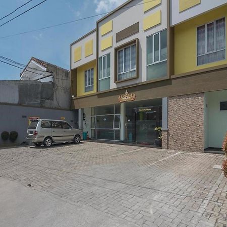 فندق Reddoorz At Gatot Subroto Lampung باندار لامبونغ المظهر الخارجي الصورة